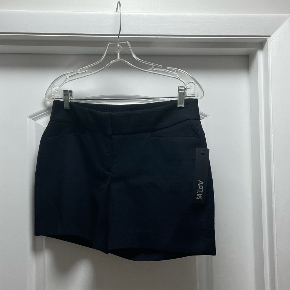 Apt 9 mid rise shorts, black